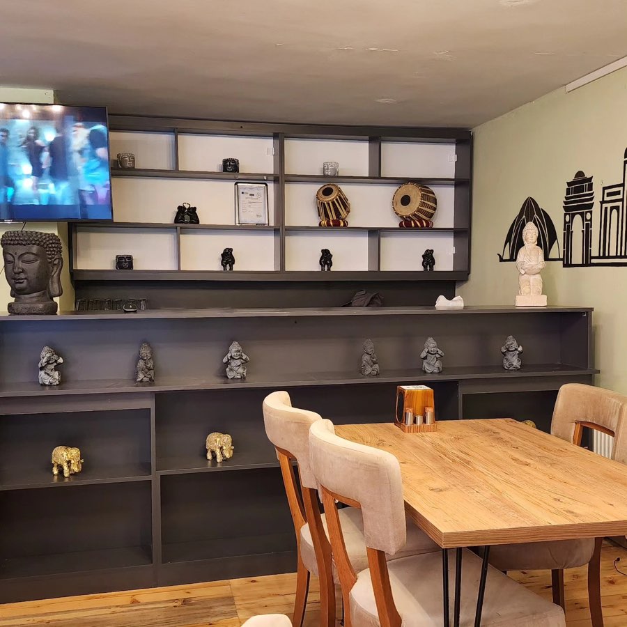 Restoranın iç mekânı
